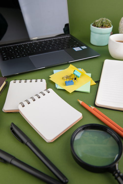 文件夹便利贴 办公用品中的商务摄影亮点